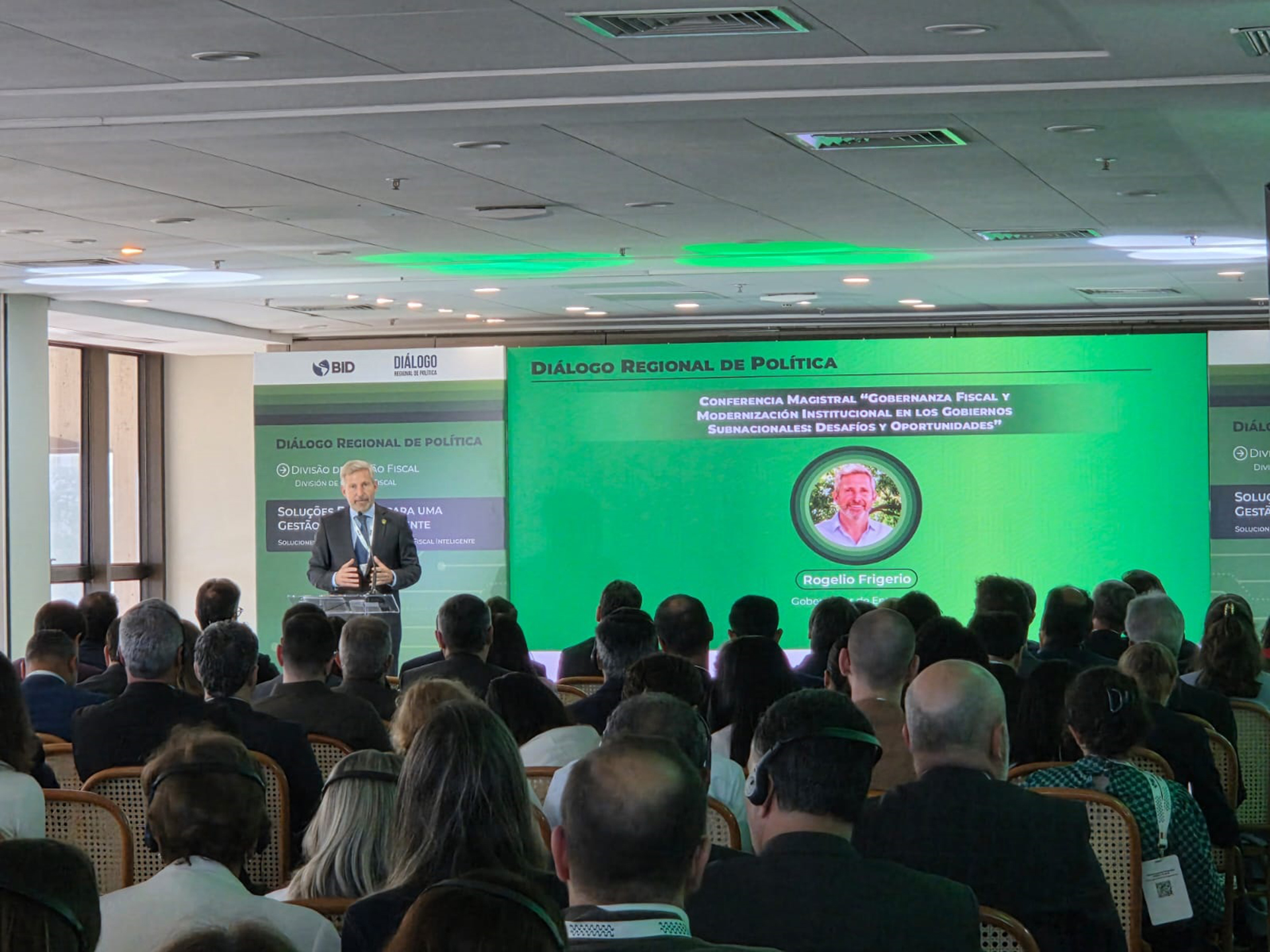 Frigerio expuso en Brasil sobre gobernanza fiscal y modernización institucional